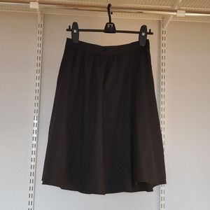 Theory black skirt